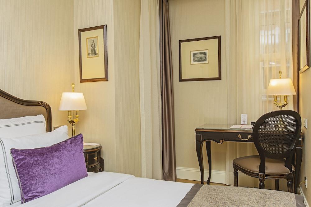 Meroddi Bagdatliyan Hotel Стамбул Екстер'єр фото
